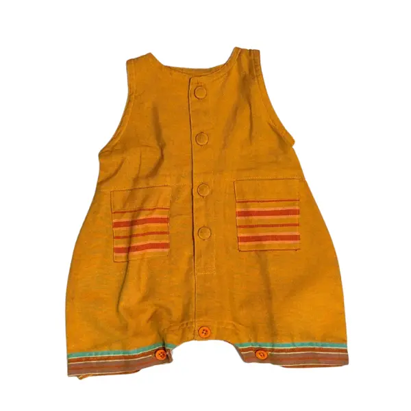 Tourist Baby 1 Attire